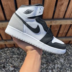 Jordan 1 High Stage Haze (Size 7Y)