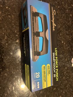 Swing Line Hole Puncher 