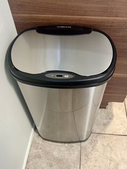 Ninestars trashcan