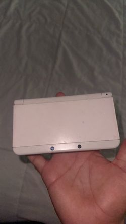NEW NINTENDO 3DS japan exclusive color w a lot of digital games