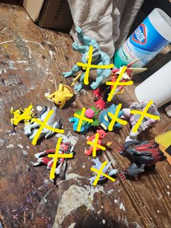 Pokemon figures lot!