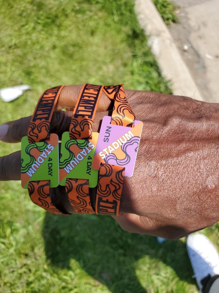 3 GA Wristbands For The Sonic Temple Music Festival 