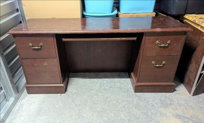 Sturdy, Solid Wood Desk
