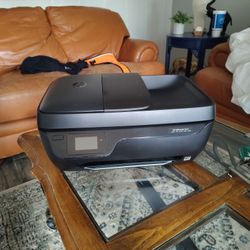 HP OfficeJet 3830 All In One Printer 