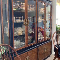 Lighted Beautiful China/crystal Cabinet