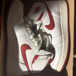 Air Jordan 1 Retro High