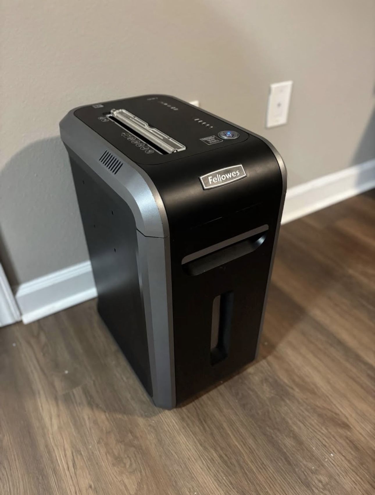 Fellowes 99ci Shredder 18 Sheet *see description for more*