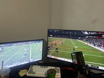 2 monitors