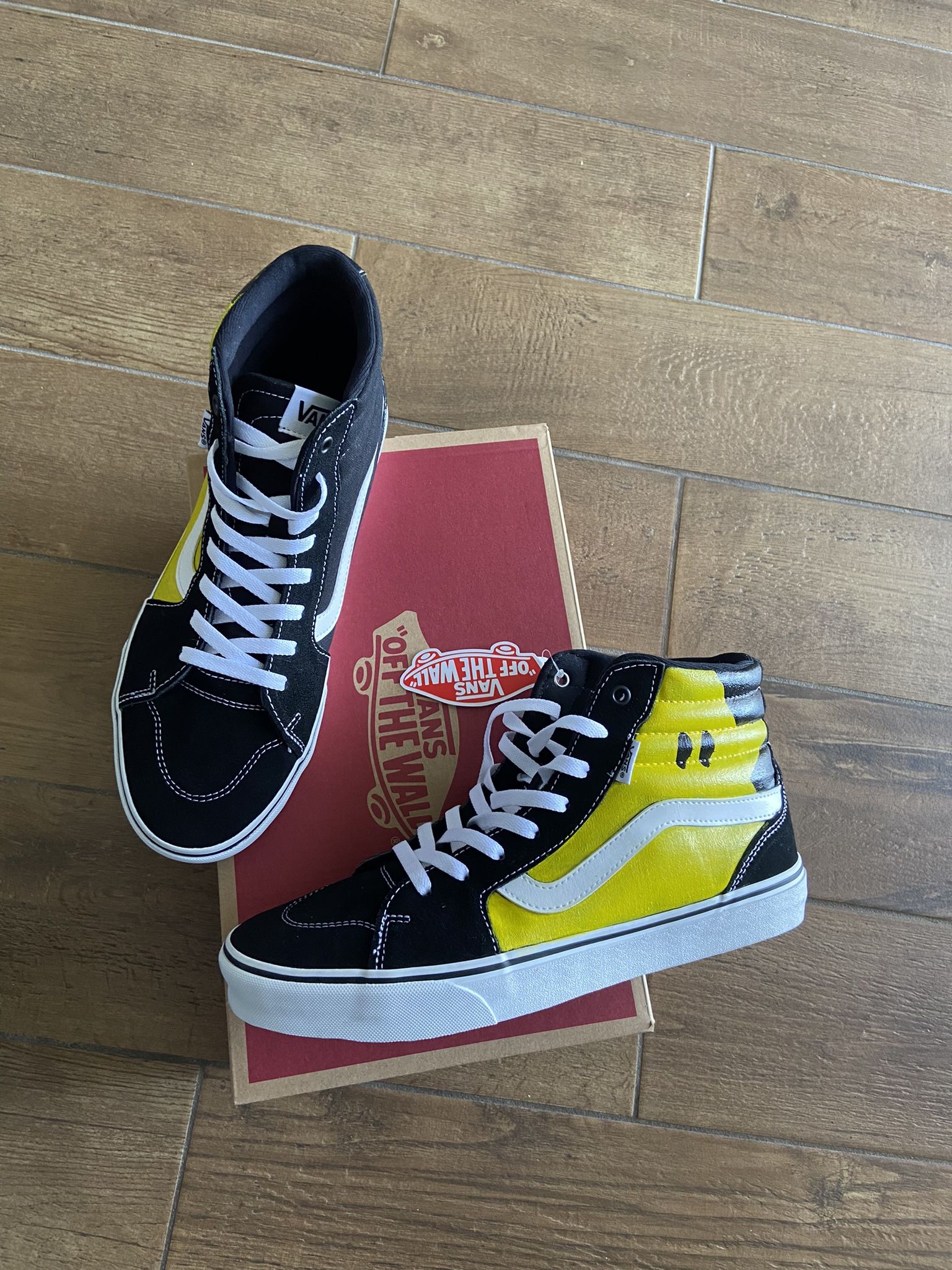 Vans Customized Mario star