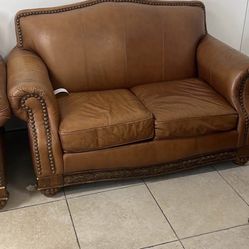 Leather Mohagony Couch 