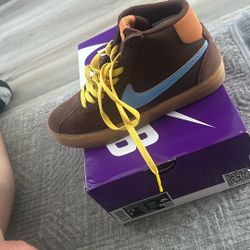 NiKE  SB 