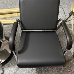 Shampoo Chair Out Of The Box.   