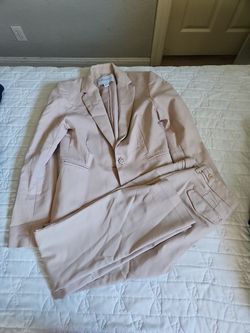 Light pink women's suit