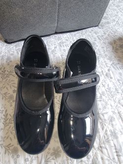 Girls size 13 tap shoes