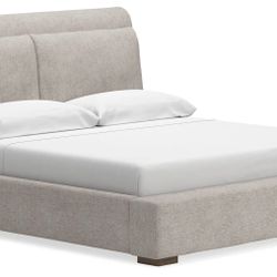 Modern Platform Queen Bed With Pillow Headboard