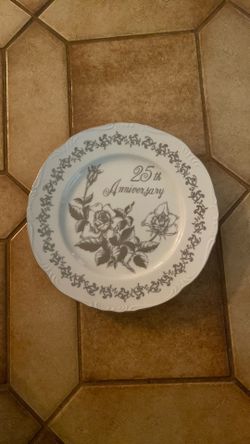 Vintage royal crown 25th anniversary plate