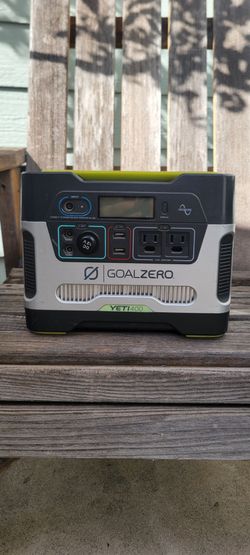 GOAL ZERO YETI 400 - NOT WORKING - FOR PARTS ONLY