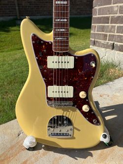 Fender Jazzmaster 60th anniversary guitar