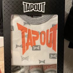 Brand New WWE Tap Out Baby 3 piece Set Bodysuit, hat and booties Size 6-9 months