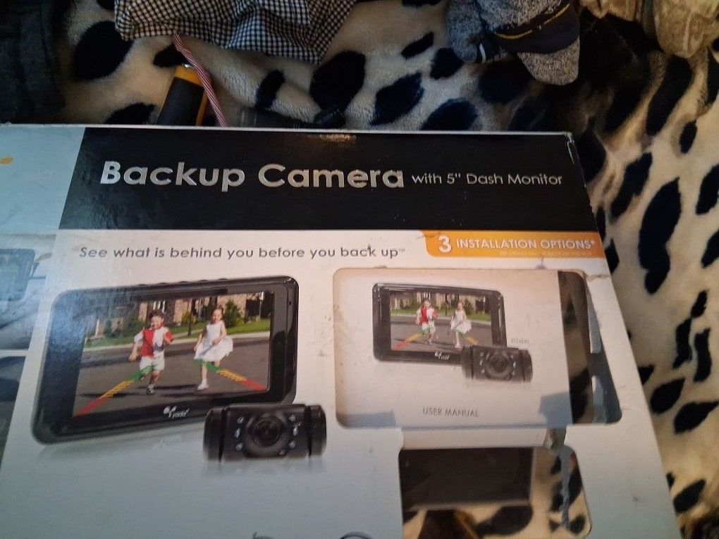 Yada Backup Camera 5" Lcd Screen