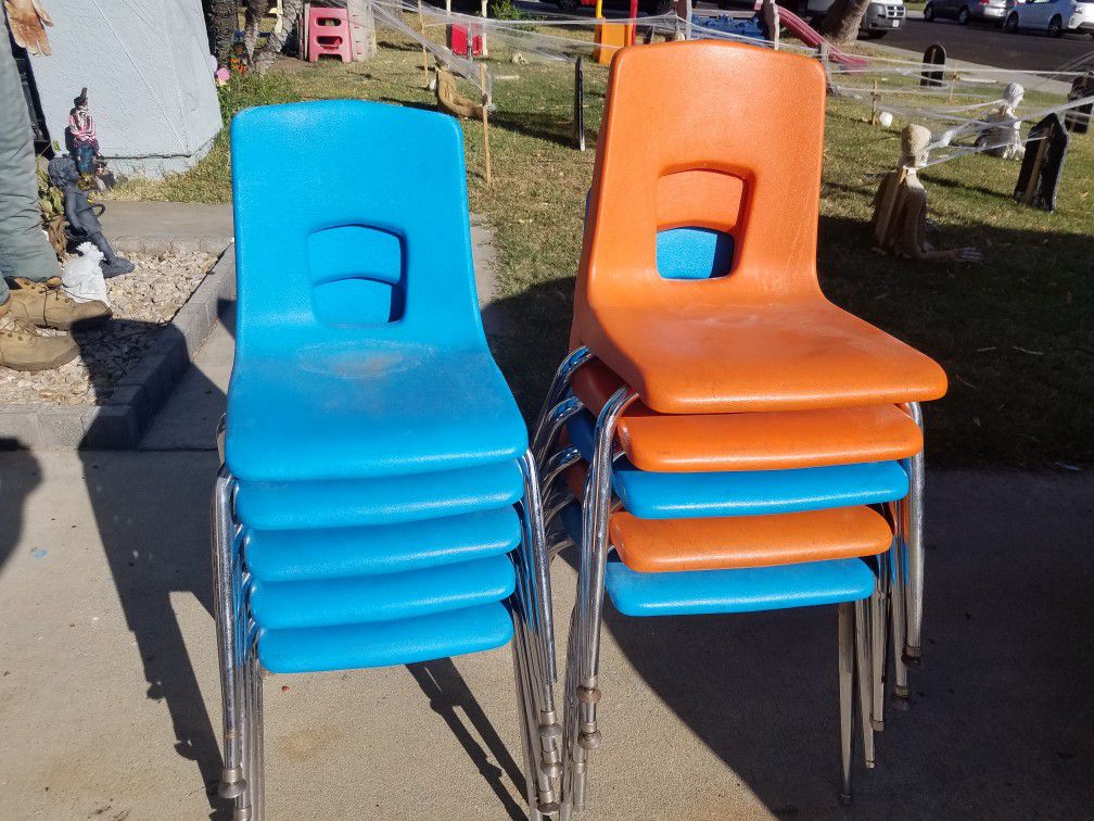 Kids little chairs