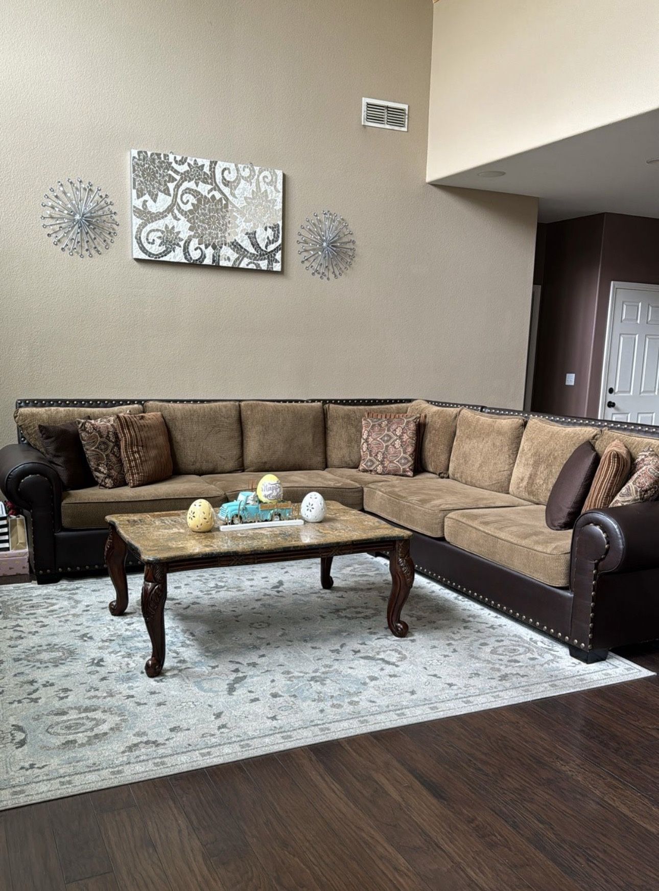 Sectional Sofa