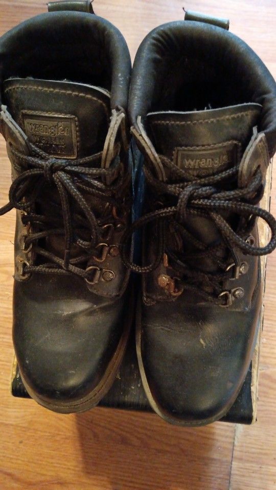 WRANGLER black leather lace up S.T. boots