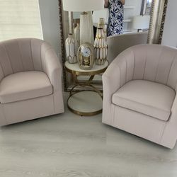 Velvet Chairs With Table