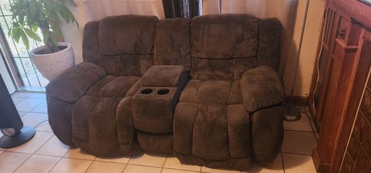 Love Seat Reclyner