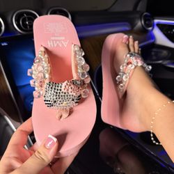 Hello Kitty Platforms