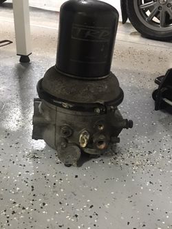 2017 Cascadia Air dryer