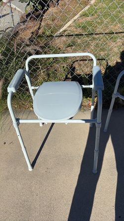 Brand New commode