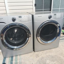 Frigidaire  Affinity Front Load Washer And Dryer Set 