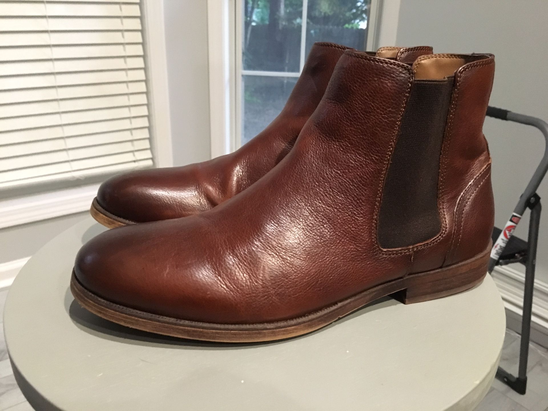Aldo Chelsea Boots (Size 9)
