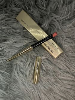 HOURGLASS CONFESSION LIPSTICK