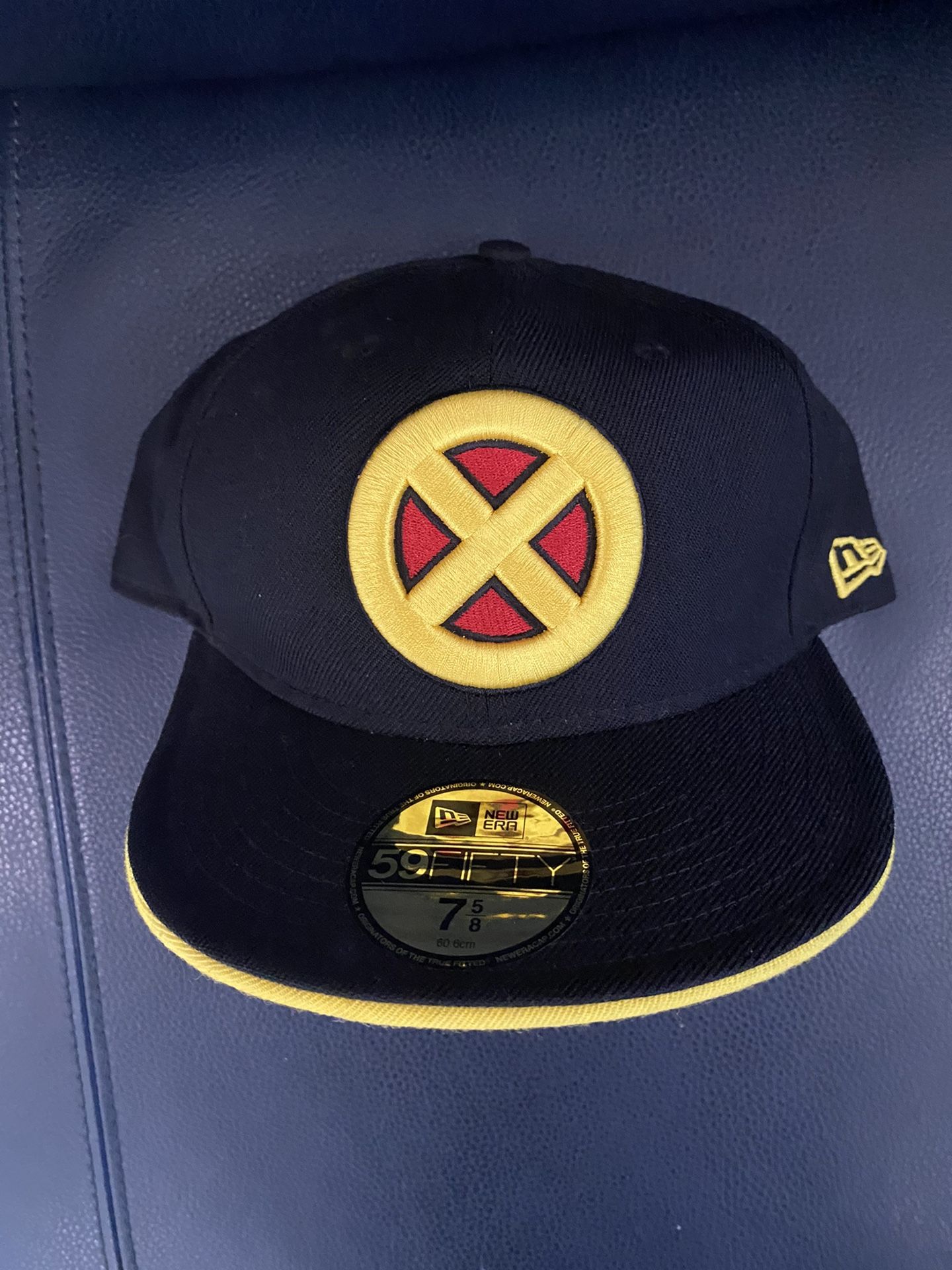 New Era hat 7 5/8 X men