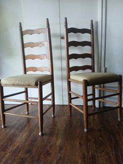 2 French chairs