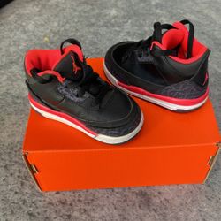 Jordan hotsell 3s crimson