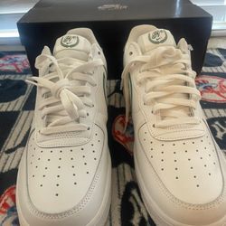 Nike Air Force 1s Low 