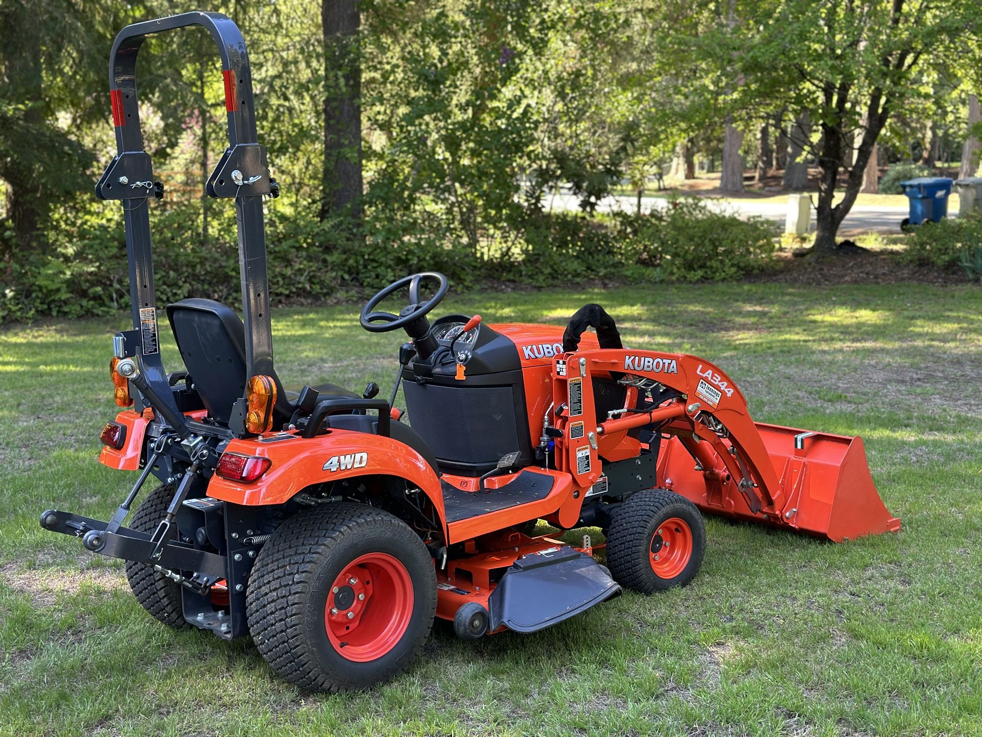 Kubota BX1880 W/ LA344 Bucket for Sale in Covington, WA OfferUp