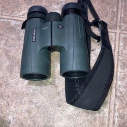 Vortex Viper Binoculars 