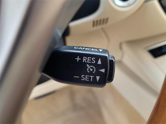 2015 Lexus ES 300h