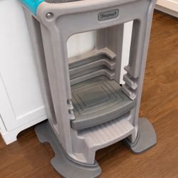 Simplay3 Toddler tower Kitchen Helper 