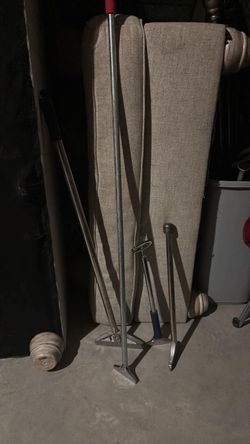 Flooring scrapers