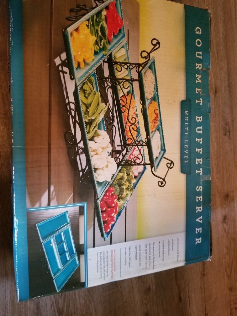 Gourmet Buffet Server