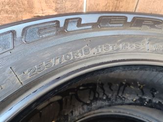 Vendo llantas 255/70R18