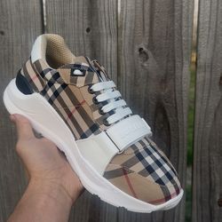 Burberry Shoes