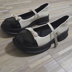 Weiweinvlang Chinese Brand coquette shoes size 42/9.5/10