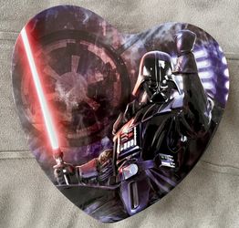 Star Wars Darth Vader Valentine's Day Heart-Shaped Candy Tin - EXCELLENT COND.