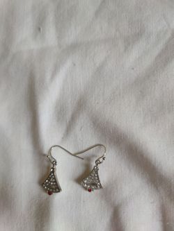 Holiday dangling earrings